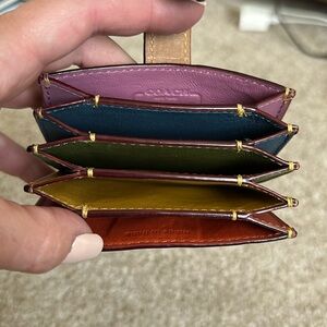 Coach card wallet - rainbow interior
